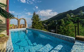 Aniva Hotel