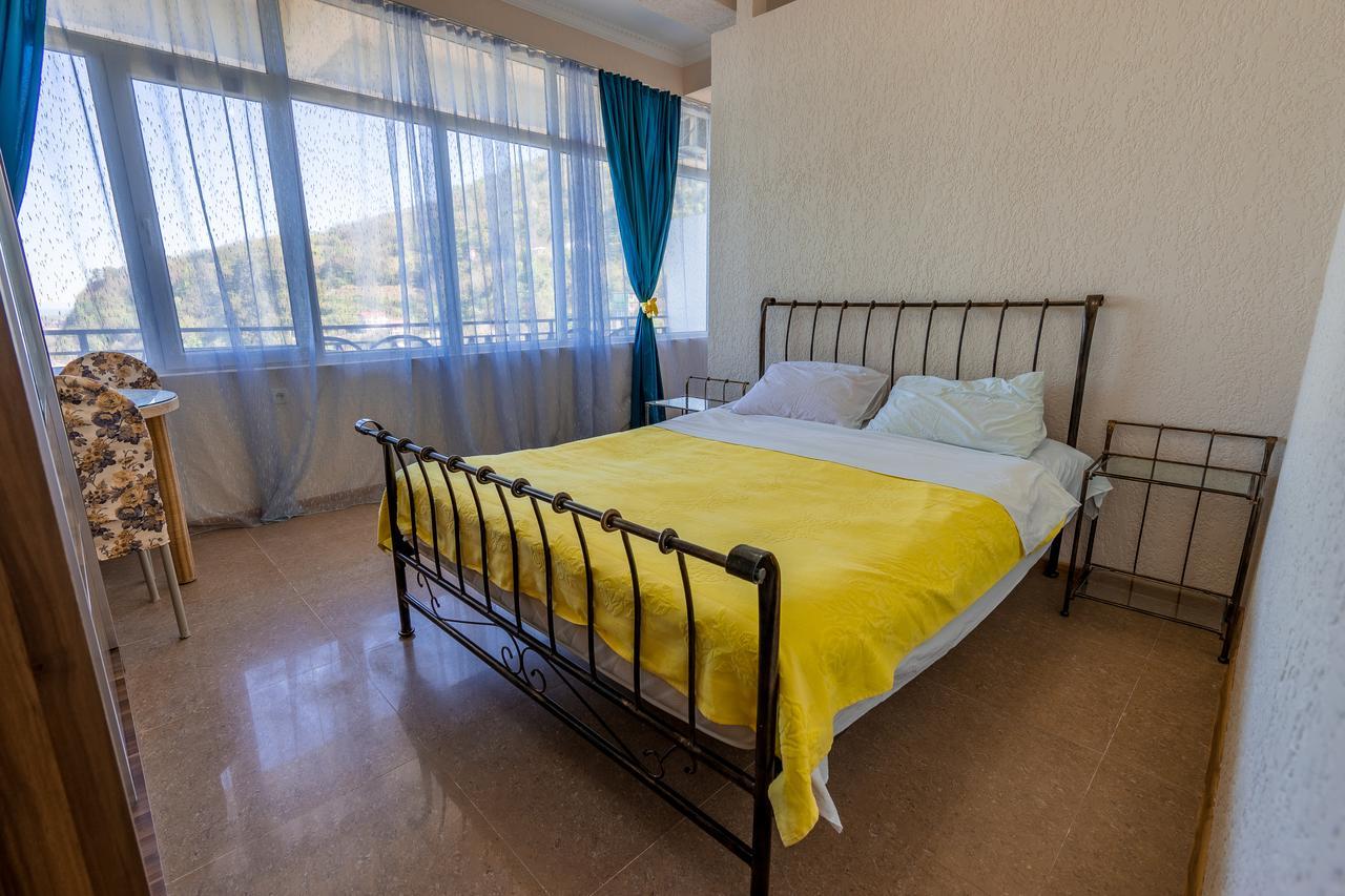 Aniva The Hotel Батуми Экстерьер фото