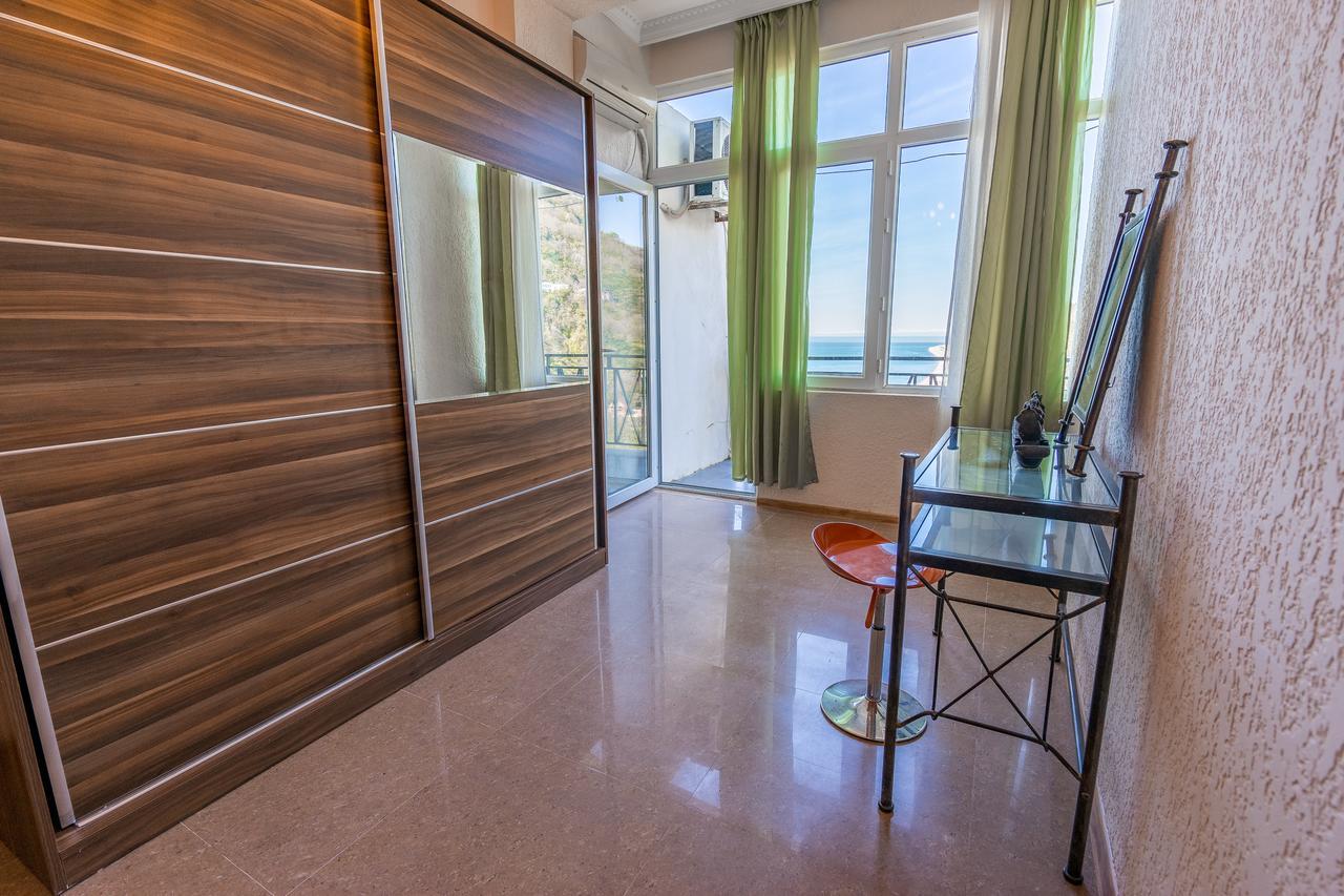 Aniva The Hotel Батуми Экстерьер фото